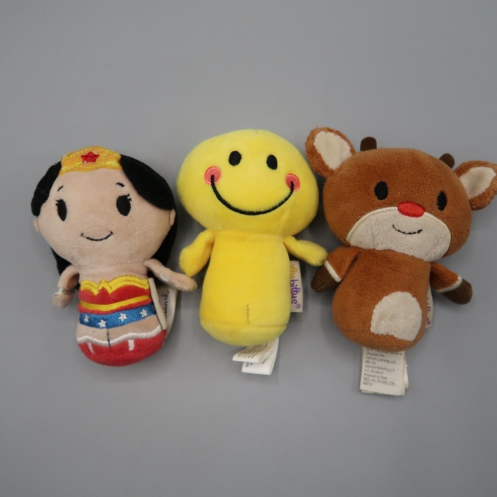 Hallmark itty bittys Lot Wonder Woman Yellow Emoji Reindeer Stuffed Animal